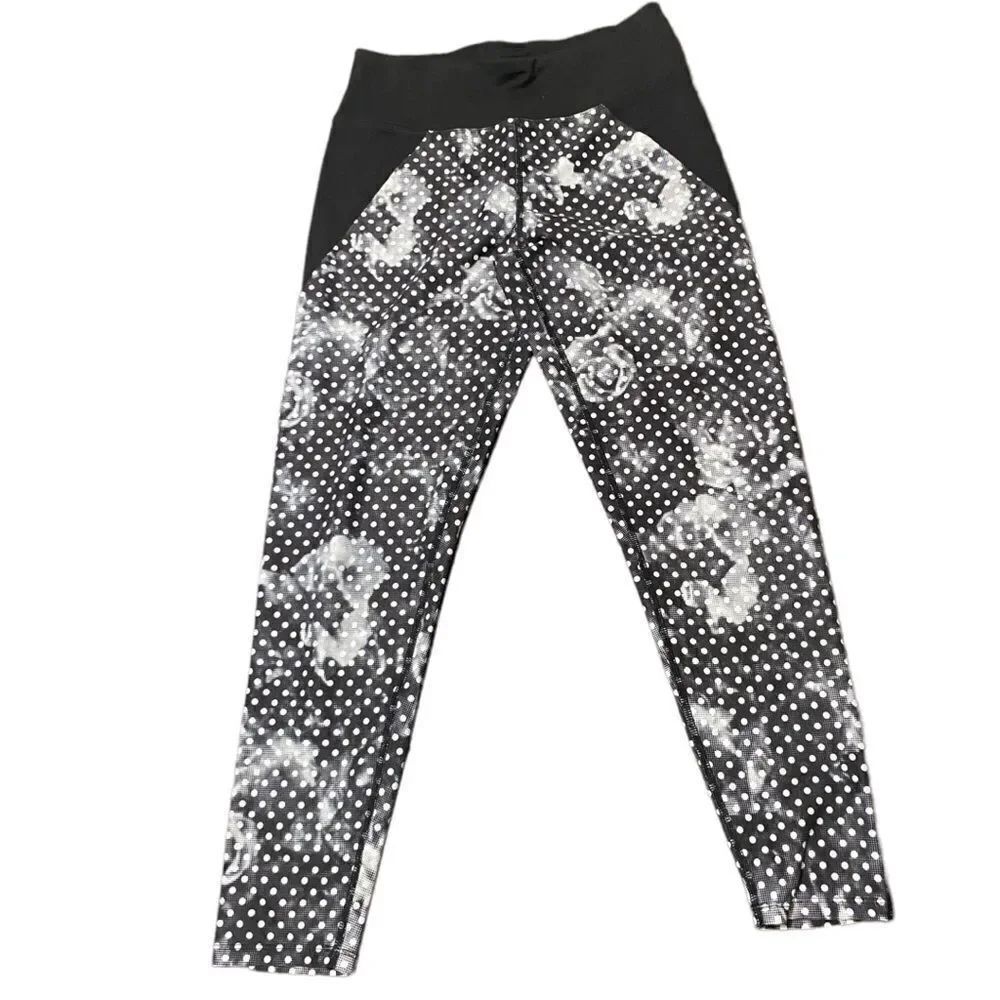 Betsey Johnson Performance Wm’s Sz Med Black White Polka Dot Cropped Leggings